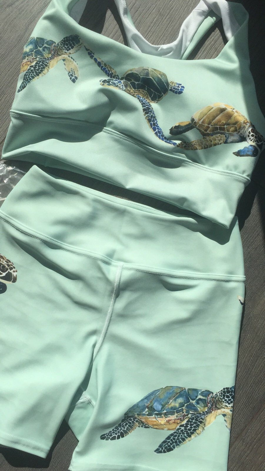 3 Tips For Easy Apparel - From Yoga To Beach with Turtles